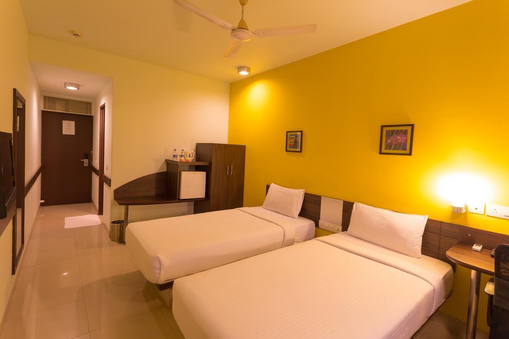 Trivandrum Kazhakuttam Habitación foto